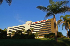  LA Crystal Hotel -Los Angeles-Long Beach Area  Мерит-Карсон
